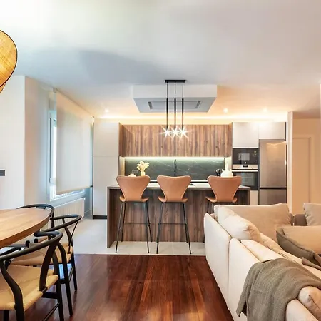 New! Lovely 4-Bedroom Loft In Bilbao Exterior photo