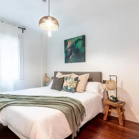 New! Lovely 4-Bedroom Loft In Bilbao Exterior photo